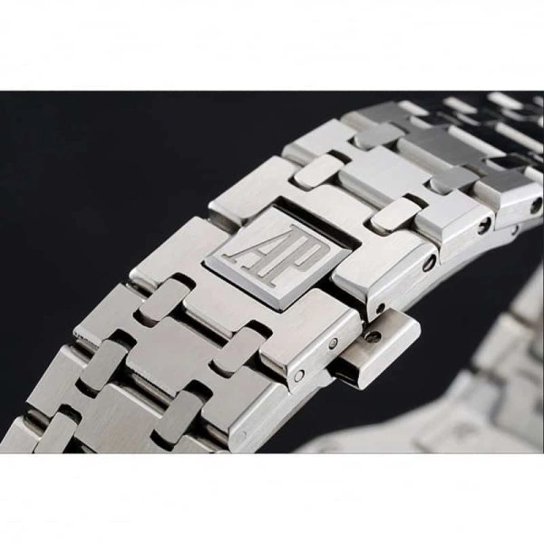 Audemars Piguet Royal Oak Chronograph WaterResistant 389