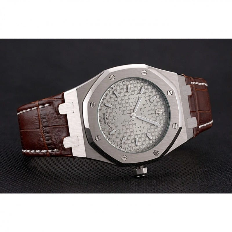 Sporty Audemars Piguet Royal Oak 373