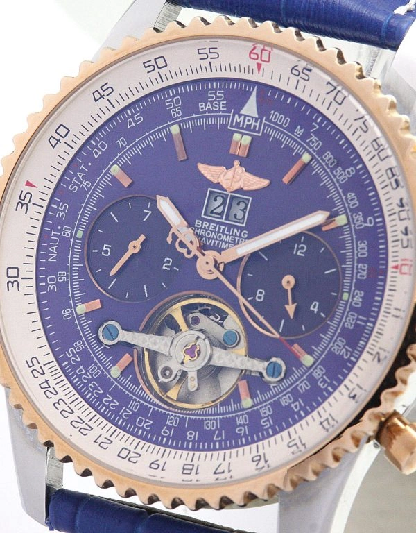 Breitling Navitimer World A OnTrend 1001