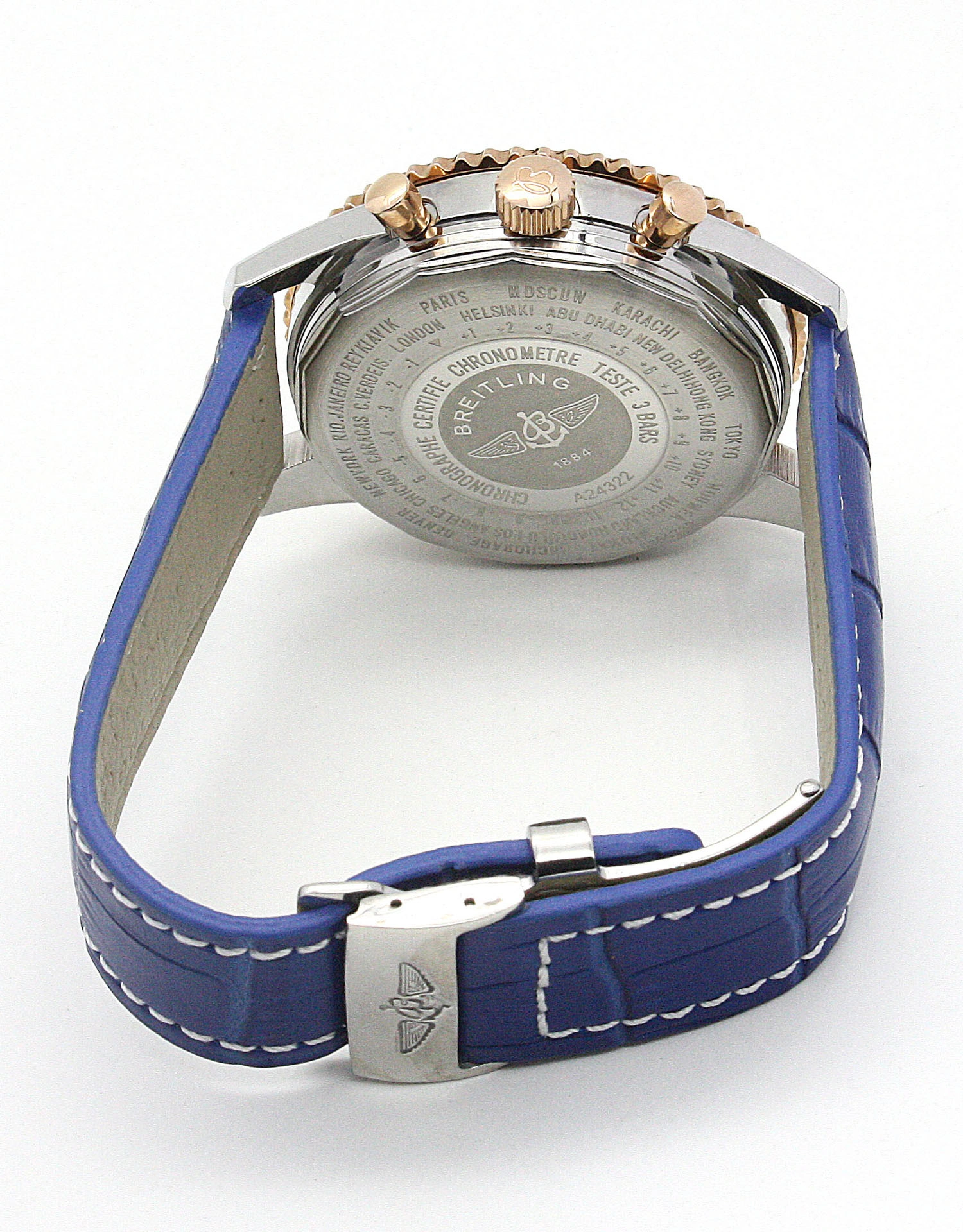 Breitling Navitimer World A OnTrend 1001