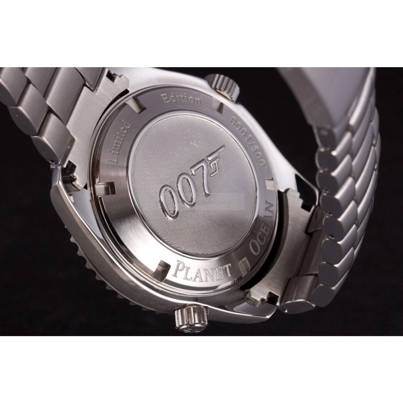 Omega James Bond Skyfall Supportive 800