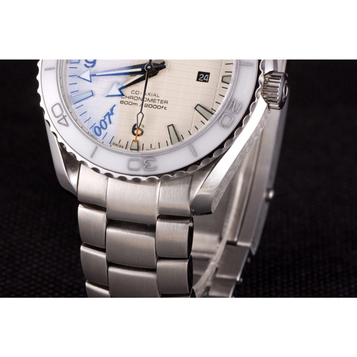 Omega James Bond Skyfall Supportive 800