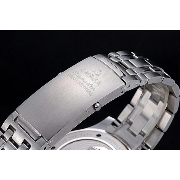Refined Omega Seamaster 453