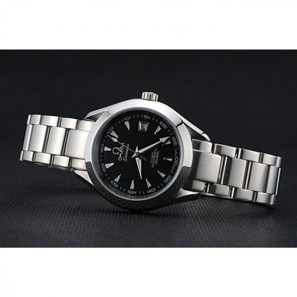 Stylish Omega Seamaster 472