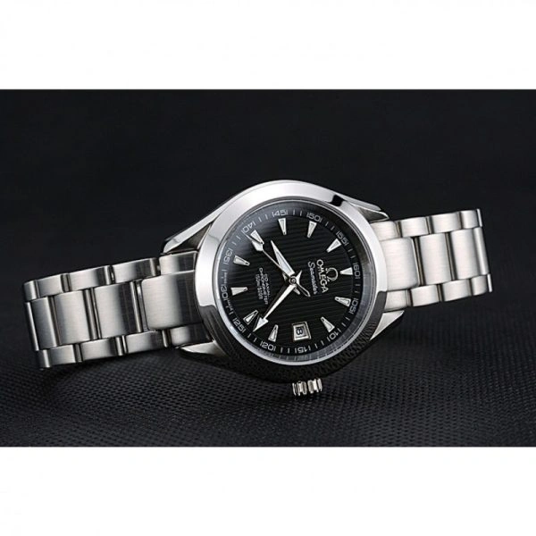 Stylish Omega Seamaster 472
