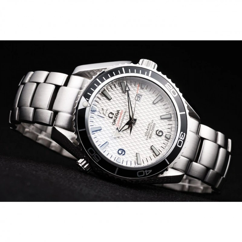 Sleek Omega Seamaster Planet Ocean Co-axial Black 562