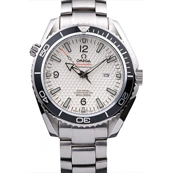 Sleek Omega Seamaster Planet Ocean Co-axial Black 562