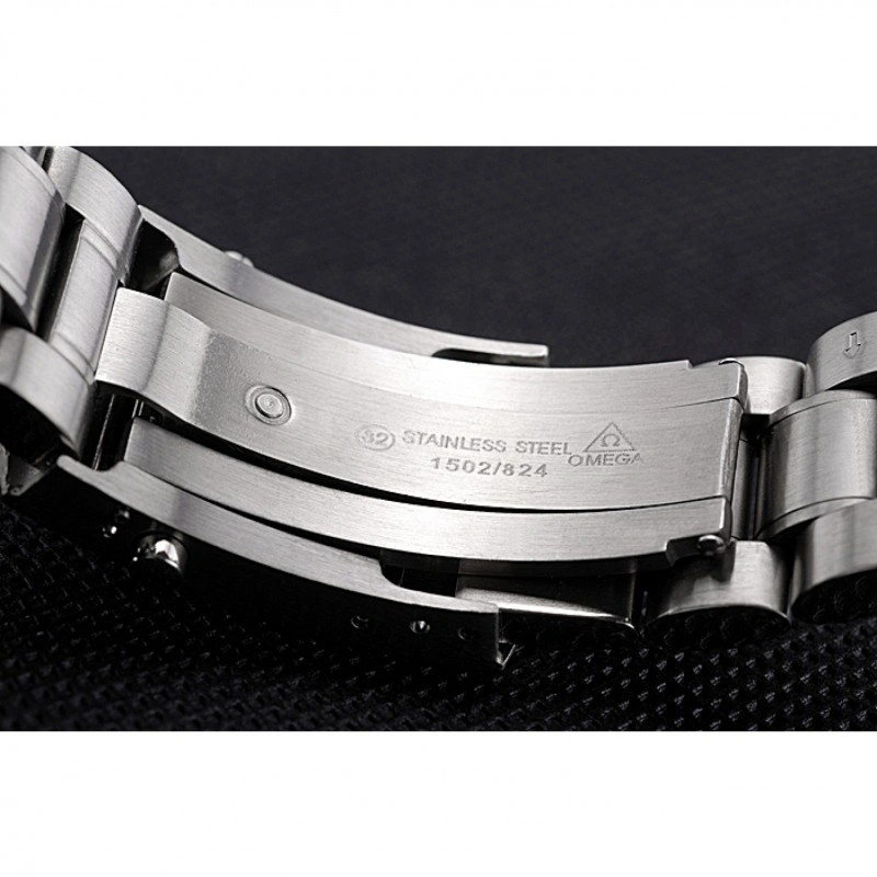 Lightweight Omega Speedmaster 675
