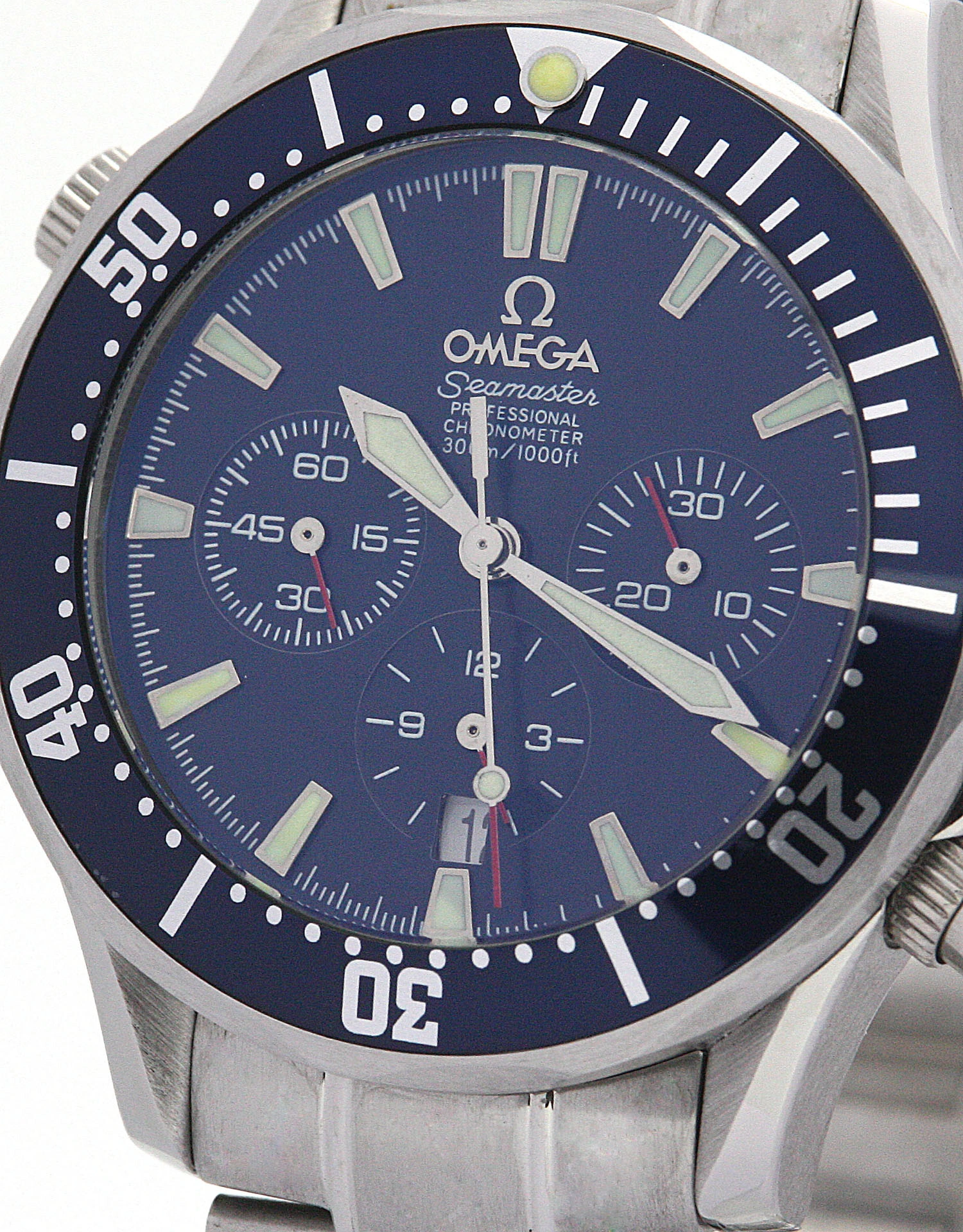 QuickDry Omega Speedmaster Date 698